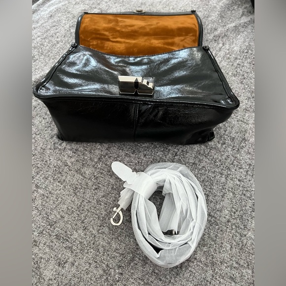 NEW SMTING WOMENS PURSE - Picture 6 of 7